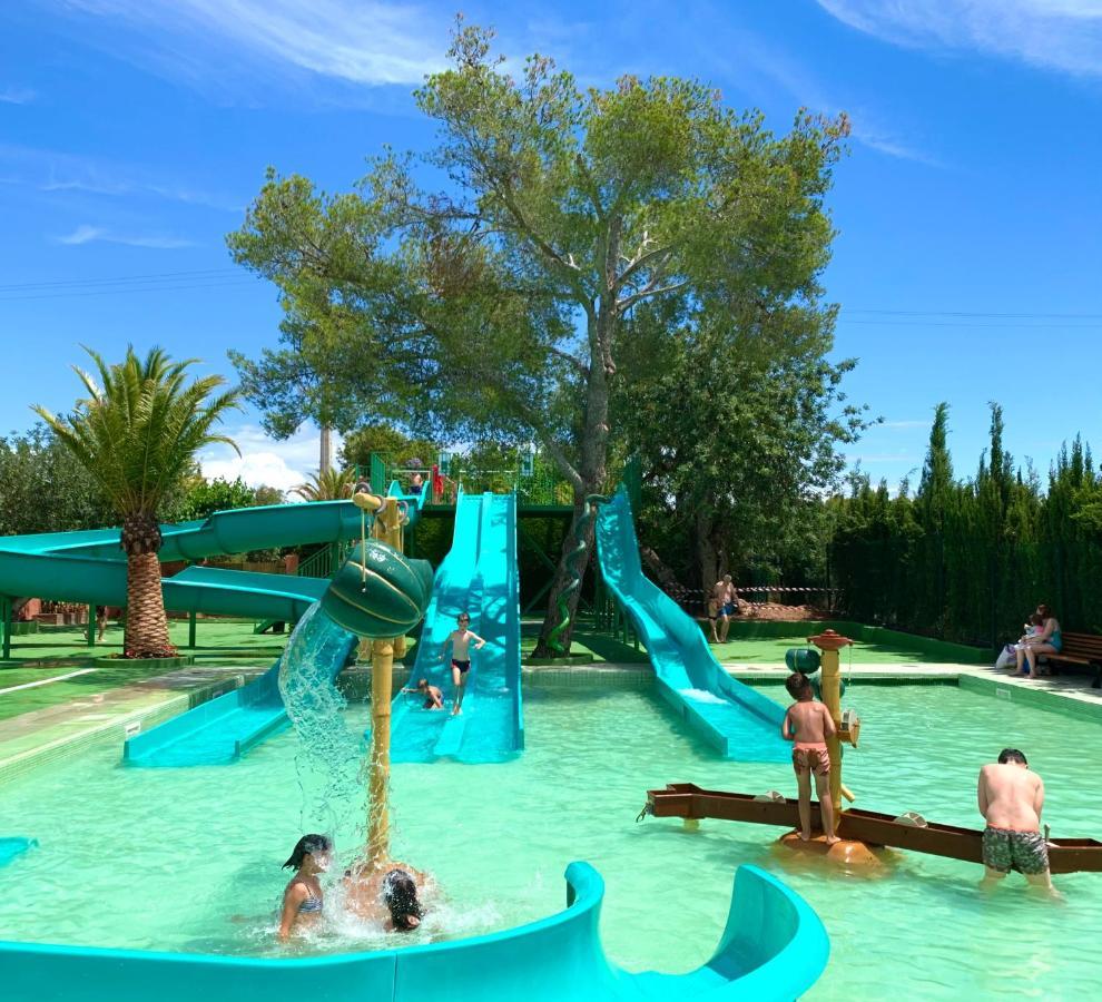 Camping & Resort La Torre Del Sol Miami Playa Luaran gambar
