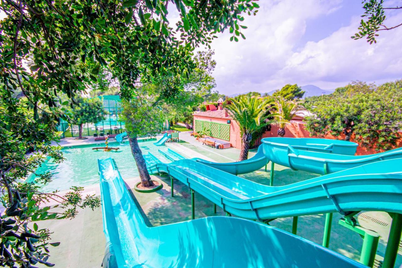 Camping & Resort La Torre Del Sol Miami Playa Luaran gambar