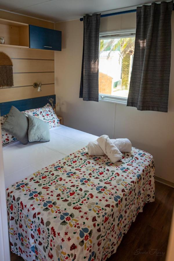 Camping & Resort La Torre Del Sol Miami Playa Luaran gambar