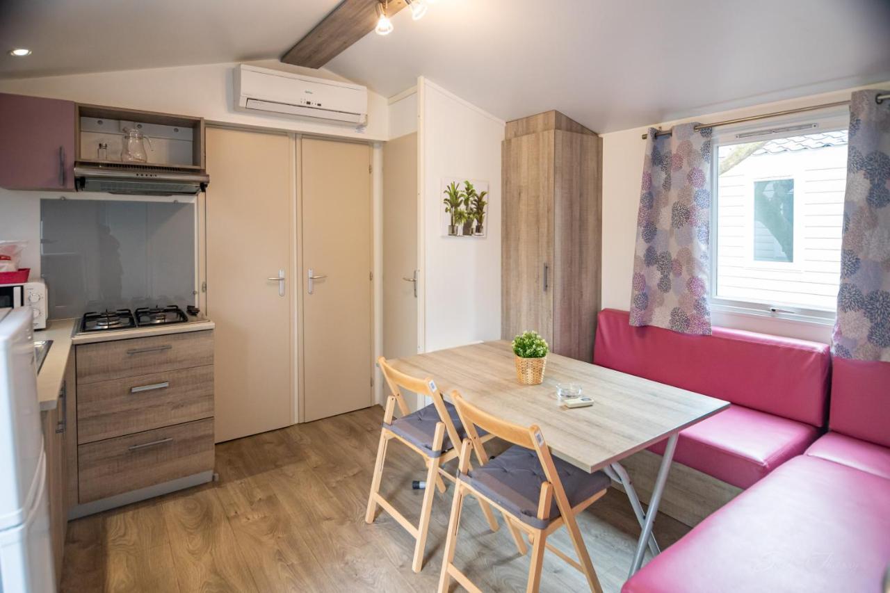 Camping & Resort La Torre Del Sol Miami Playa Luaran gambar