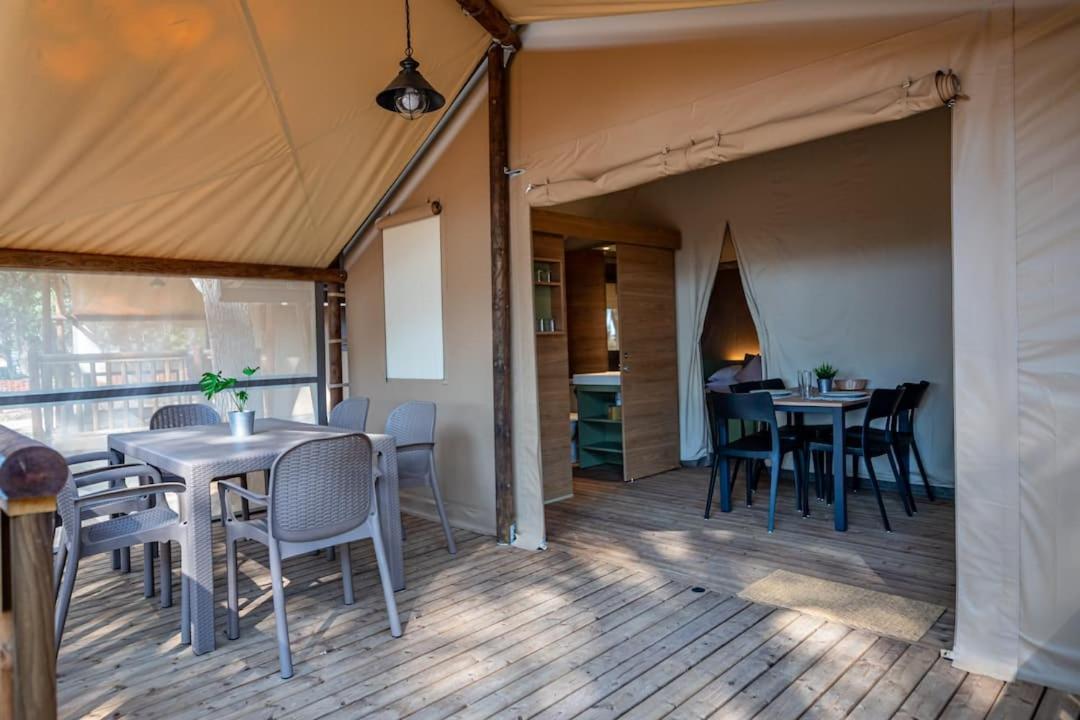 Camping & Resort La Torre Del Sol Miami Playa Luaran gambar